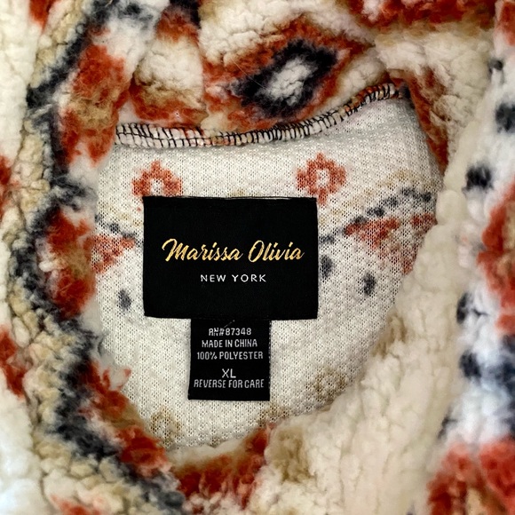 Southwestern Style Fluffy Fleece Pullover - Picture 7 of 7